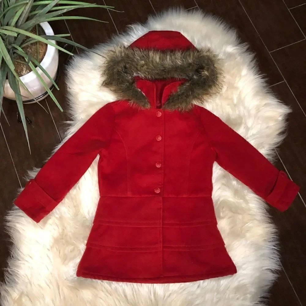 Sebby Girl’s red Tiered Coat fur trim sz 5